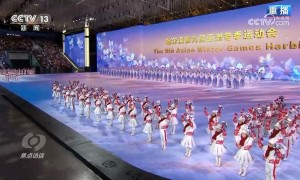 冰雪全民共享“冷冰雪”正在成为“热运动”