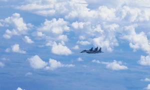 高清大图丨习主席在阿斯塔纳的精彩瞬间