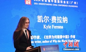 《世界为何需要中国》作者：中国制度坚持为人民的利益服务