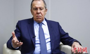 俄外长接受美记者采访：美俄“没有理由不能合作”