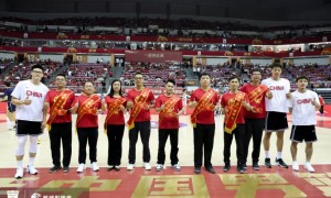 中国男篮“五星座席”活动收官 球队迎接亚洲杯挑战
