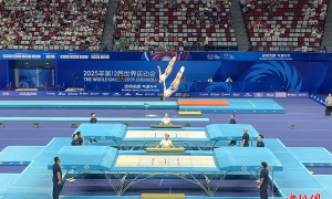 （成都世运会）中国队蹦床女子双人同步夺冠