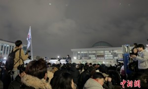 美驻韩使馆发提醒！白宫回应韩国局势，拜登将听取简报