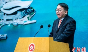 香港特区署理行政长官：中国香港男子冰球队在冲突中冷静克制