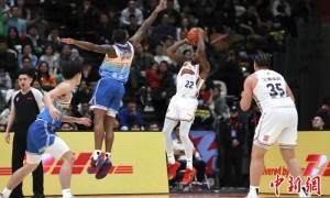 上海队夺得首届CBA俱乐部杯冠军 布莱德索当选MVP