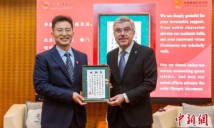 国际奥委会主席巴赫与青年师生共话奥林匹克精神