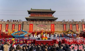 2025年全国鼓王大会开幕 10省市14支“天团”鸣鼓迎春