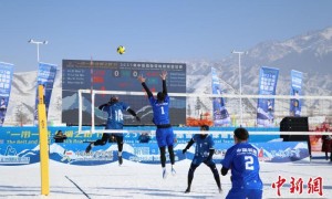 2025年中国国际雪地排球邀请赛在新疆开赛