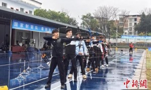 国家射箭队在广西备战2025年射箭世界杯