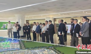 驻华使节走进辽宁盘锦 聚焦石化及精细化工产业国际合作