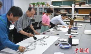 两岸艺术家在安徽“共绘一幅画”