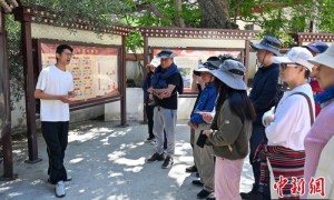 海外华文媒体走进云南迪庆：见证民族地区“向上的力量”