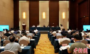 云南各族民众同赛共乐 以体育促“三交”