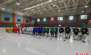 2025全国青少年冰球训练营在“中国冰球之城”开启