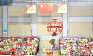 无人机空投礼物 浙江秀洲“浙BA”赛场现科技“彩蛋”