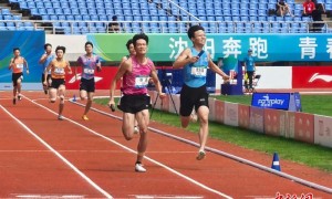 第一届全国青少年田径运动会：广东男子4×400米接力创新纪录夺冠