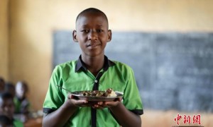 世粮署：全球至少4.66亿儿童因学校供餐计划受益