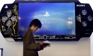 现代玩家PSP没见过？日本玩家拿PSP被称假的Switch