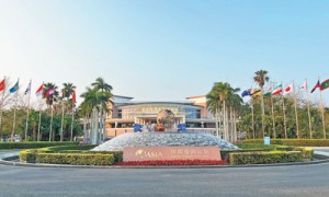 “为推进全球经济复苏和可持续增长注入动能”（聚焦博鳌亚洲论坛2025年年会）