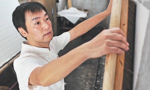 宣纸工匠，接力传承千年技艺（我的家乡我建设）