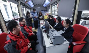 两会中国经济问答｜面对压力挑战，民营企业如何稳步前行？——两会中国经济问答之四