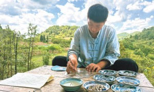 让原生态手艺为家乡添彩（我的家乡我建设）