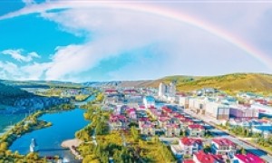 走进边陲小城，看对外交流“大文章”（边城见闻）