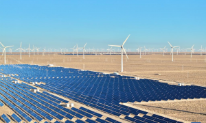 中国经济样本观察·县域样本篇丨面对石油资源枯竭，这座戈壁小城是如何走出困境的？