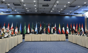 阿拉伯国家外长就地区事态发展举行紧急会议