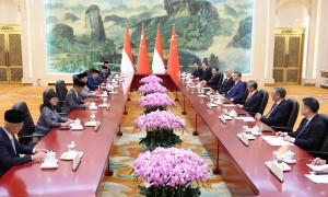 习近平会见印度尼西亚总统普拉博沃