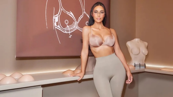 深度|侃爷的Yeezy，卡戴珊的NikeSkims
