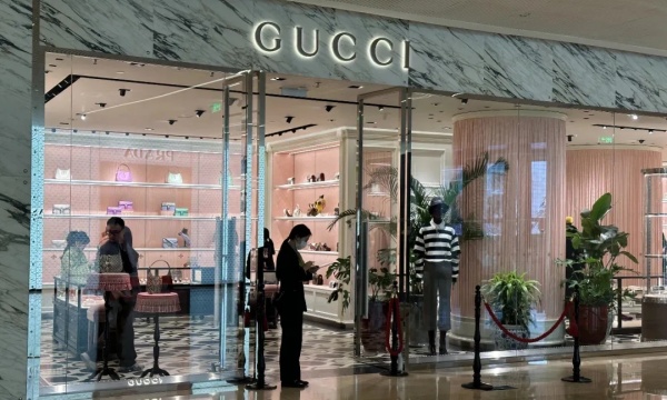 财报前瞻 | Gucci继续暗淡无光，CEO早前表示将冻结招聘
