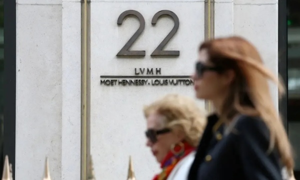 财报速递 | 令人失望，LVMH时装皮具第一季度收入下跌5%