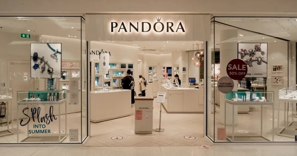 要闻 | 潘多拉将在中国关闭100家店铺；Perfect Moment一季度营收大涨51%